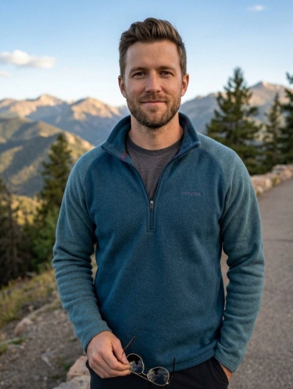 Patagonia Men's Teal Quarter-Zip Fleece Pullover